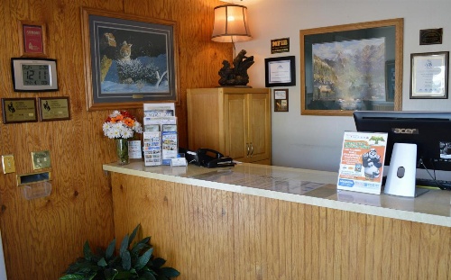 Americas Best Value Inn Sheridan image 2